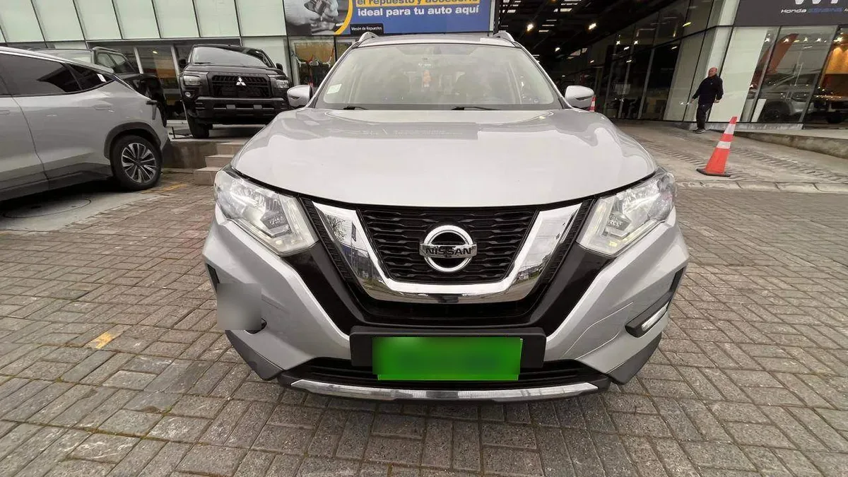 Nissan X-Trail 2.5 Sense 4x4 2row Cvt At 5p año 2019
