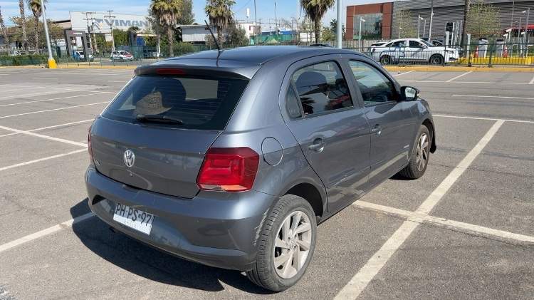 Volkswagen Gol 1.6 Highline 4x2 Mt 5p año 2021
