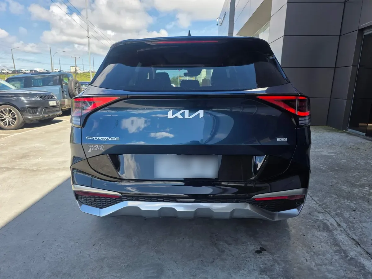 Kia Sportage 1.6t Ex Turbo-Gdi Benc Awd 7dct At 5p año 2024