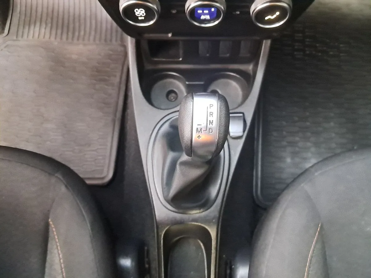 Renault Oroch 1.3 Intens Outsider Dob. Cab. 4x2 At 4p año 2023