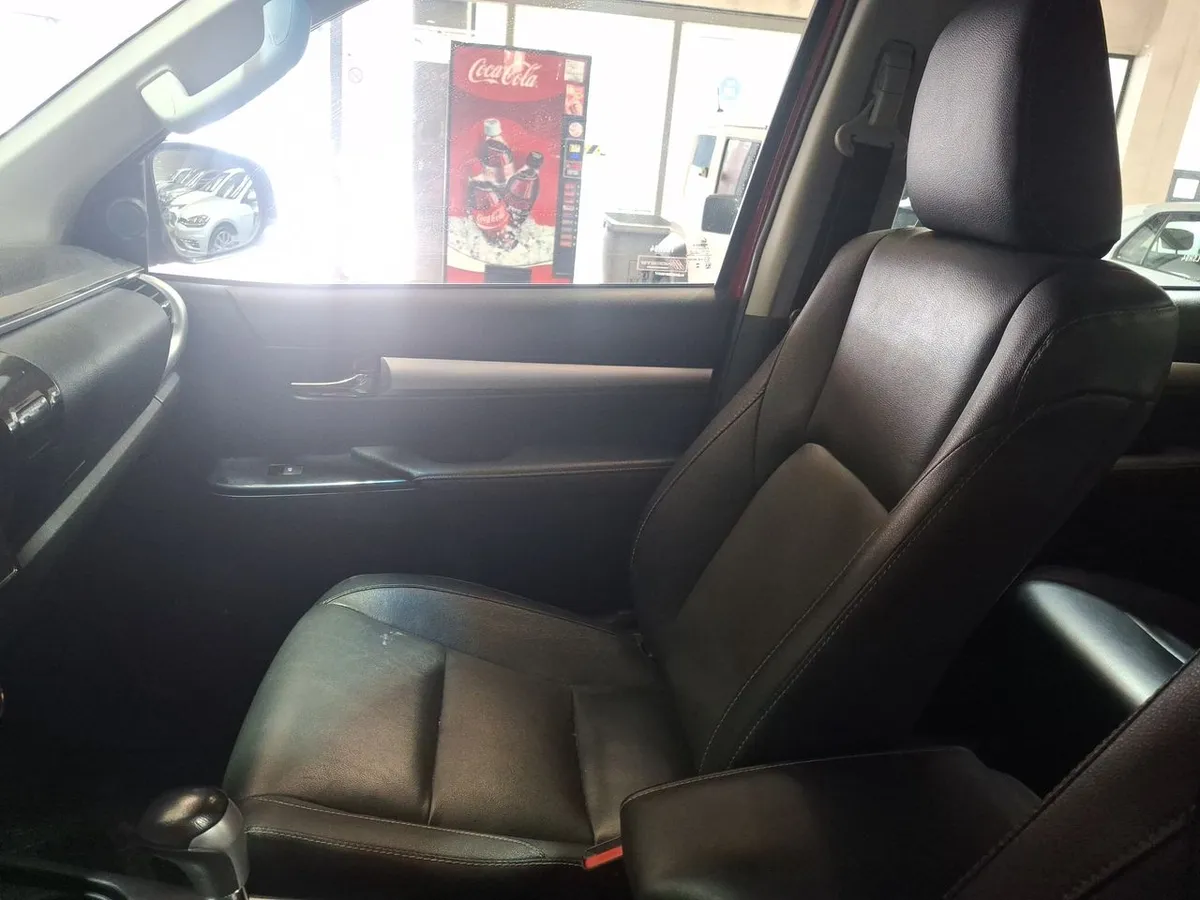 Toyota Hilux 2.8 Srv Diesel 4x4 Dob. Cab. At 4p año 2024