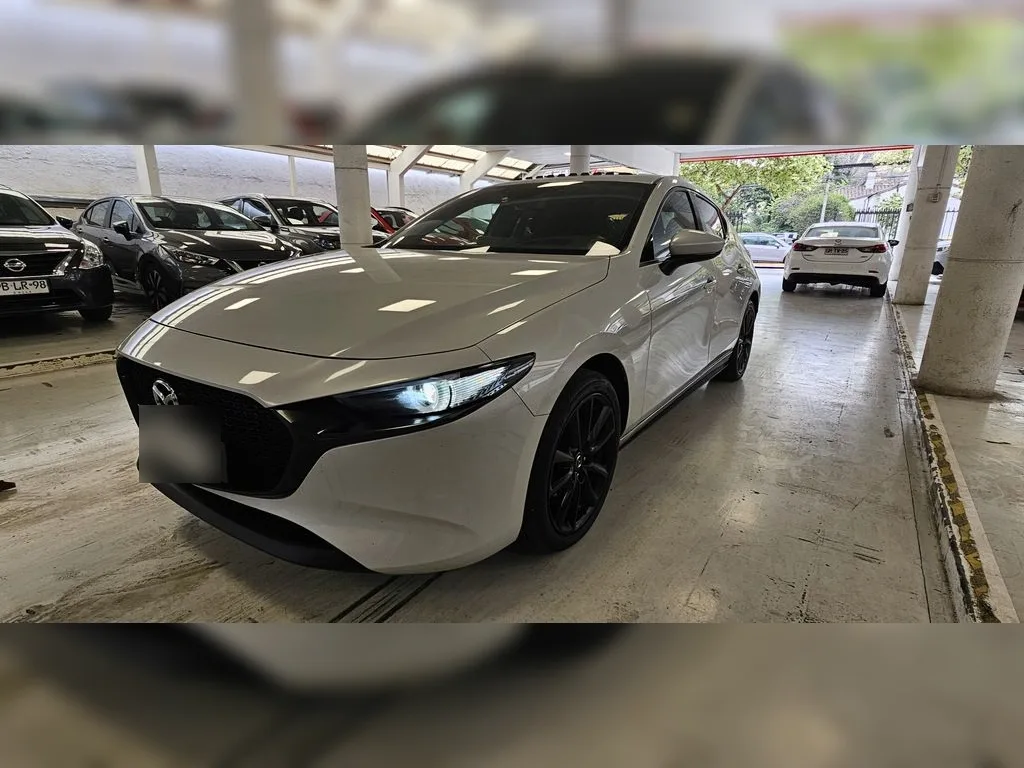 Mazda 3 Sport Core At 2025 año 2025