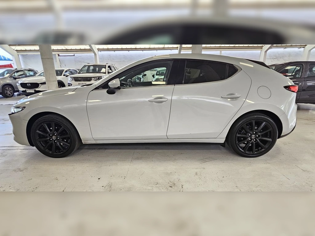 Mazda 3 Sport Core At 2025 año 2025
