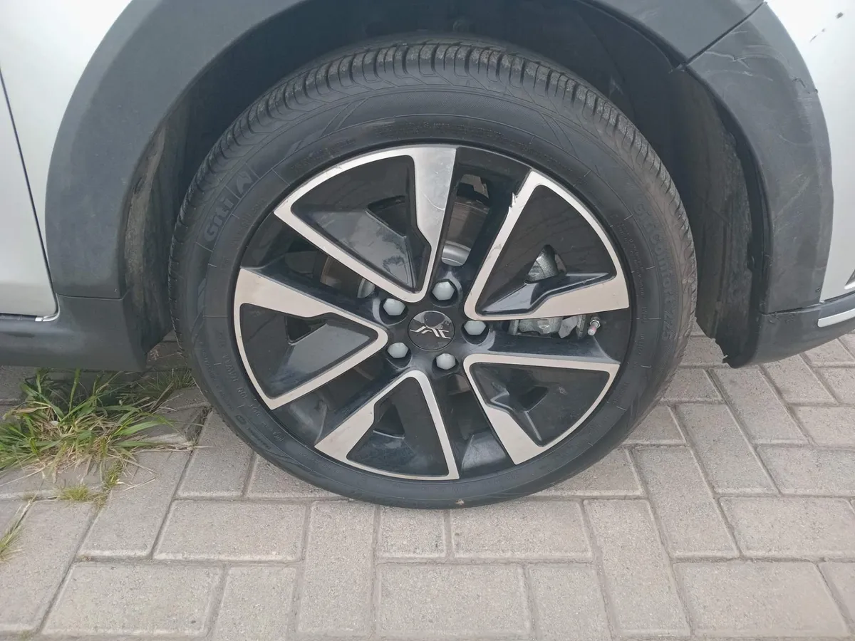 JAC Js2 1.5 Advance 2wd Cvt At 5p año 2026