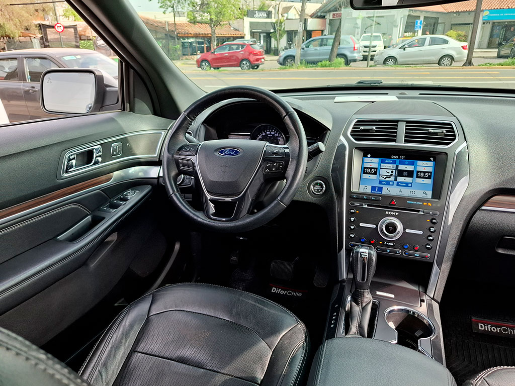 Ford Explorer 2.3 Limited Ecoboost 4x4 At 5p año 2019