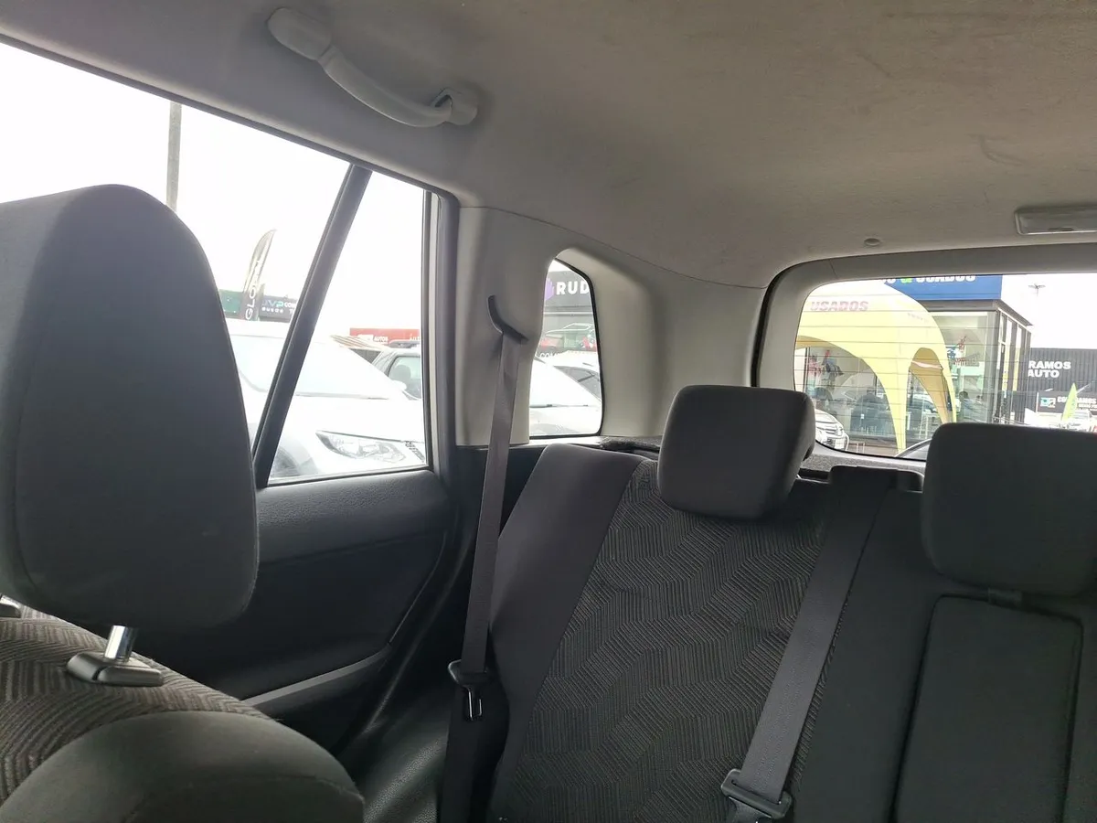 Suzuki Grand Nomade 2.4 Glx Se 2wd At 5p año 2019