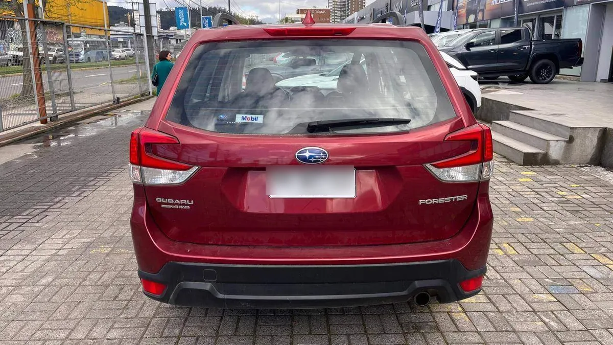 Subaru Forester 2.0i X Awd At 5p año 2021