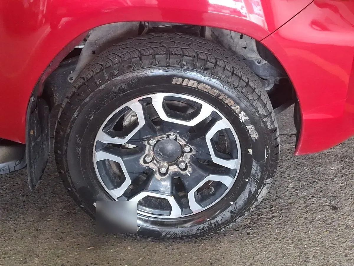 Toyota Hilux 2.8 Srv Diesel 4x4 Dob. Cab. At 4p año 2024