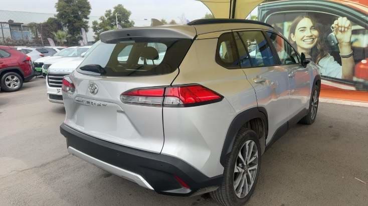 Toyota Corolla Cross 2.0 Seg 4x2 Cvt At 5p año 2023
