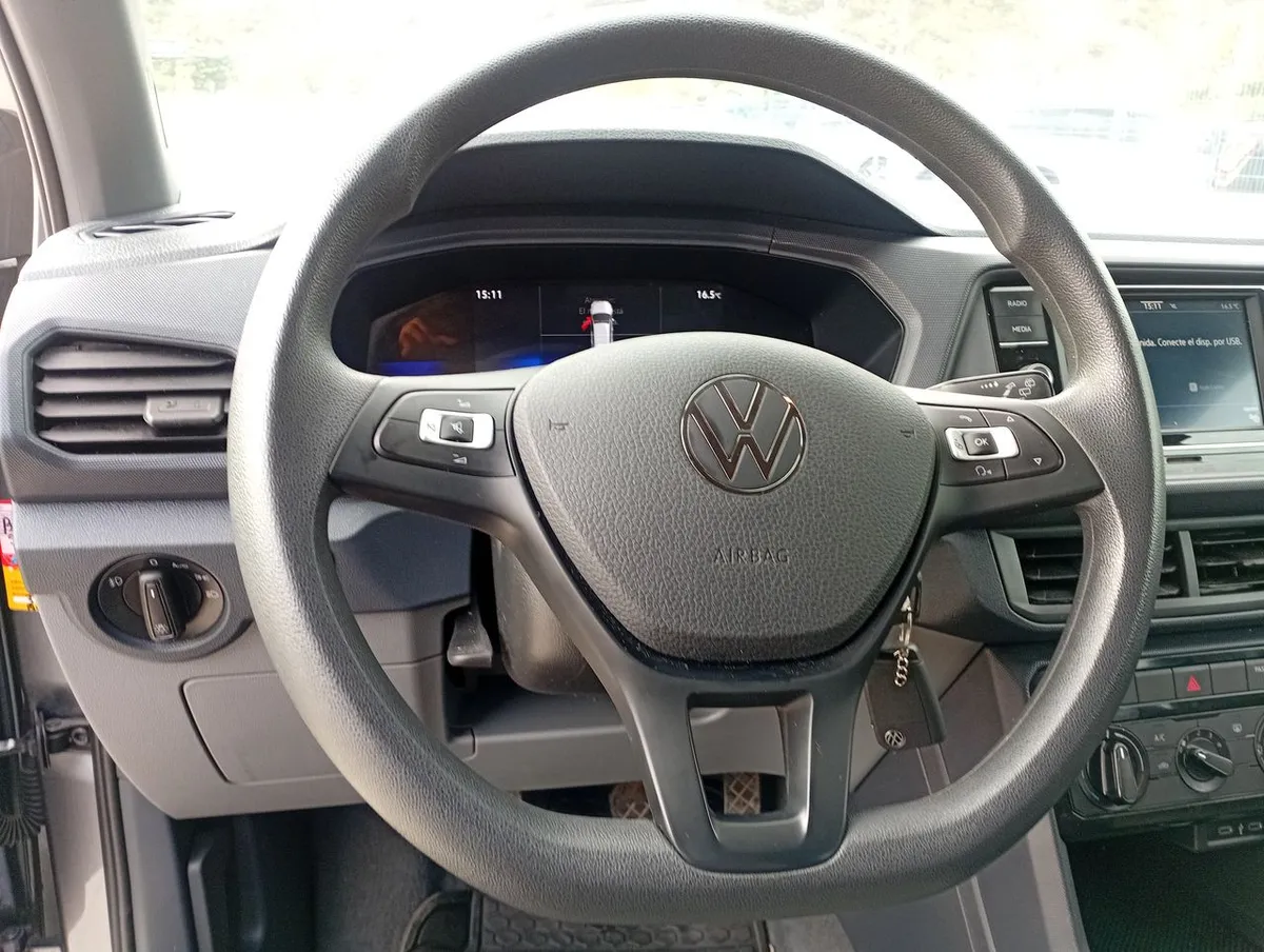 Volkswagen T-Cross 1.0 Tsi Trendline 4x2 5mt 5p año 2024