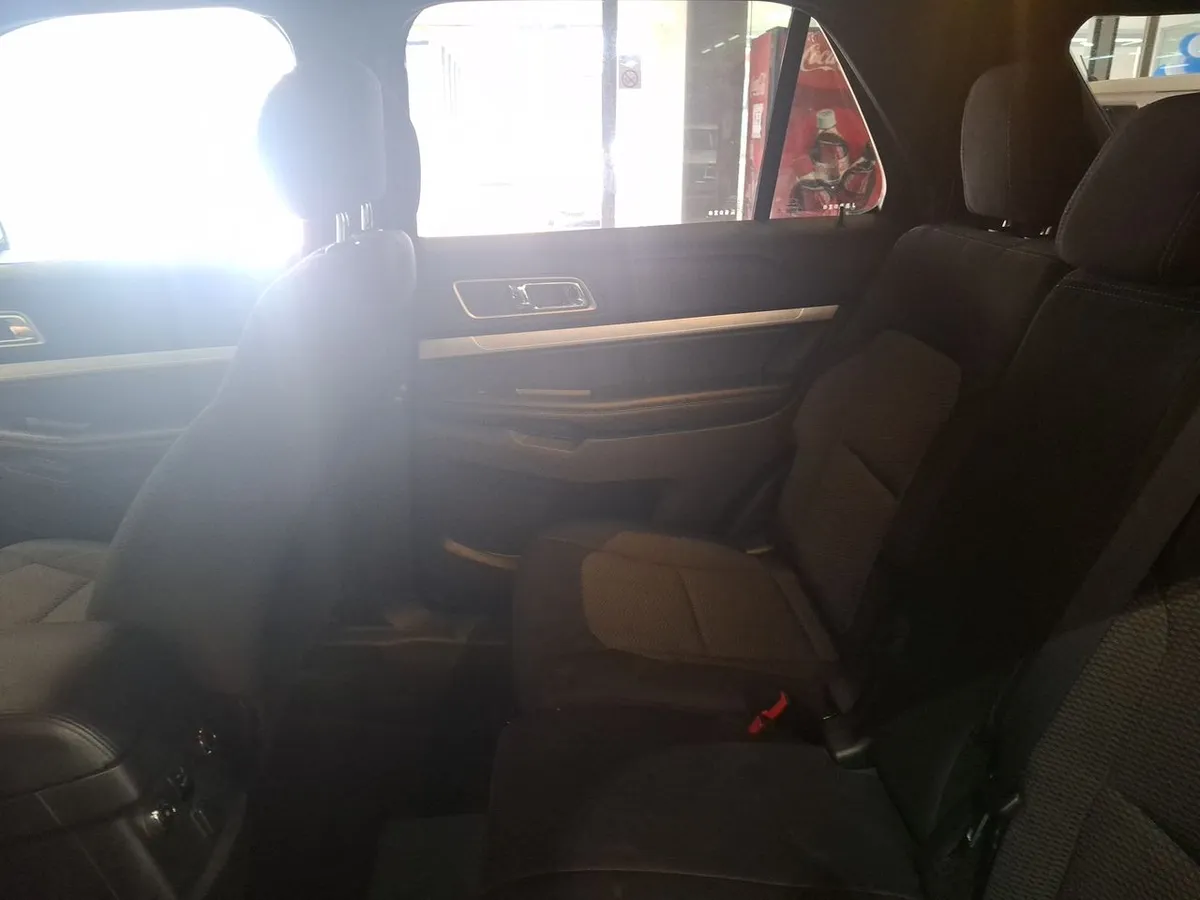 Ford Explorer 3.5 Xlt 4x2 3 Corridas At 5p año 2017