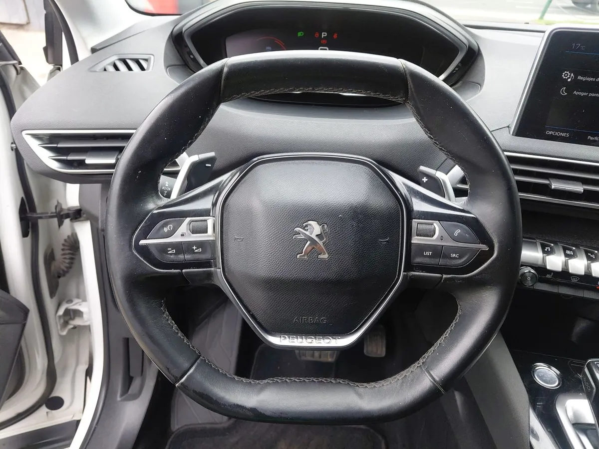 Peugeot 3008 1.6 Allure Blue-Hdi Diesel 4x2 120hp Eat6 5p año 2018