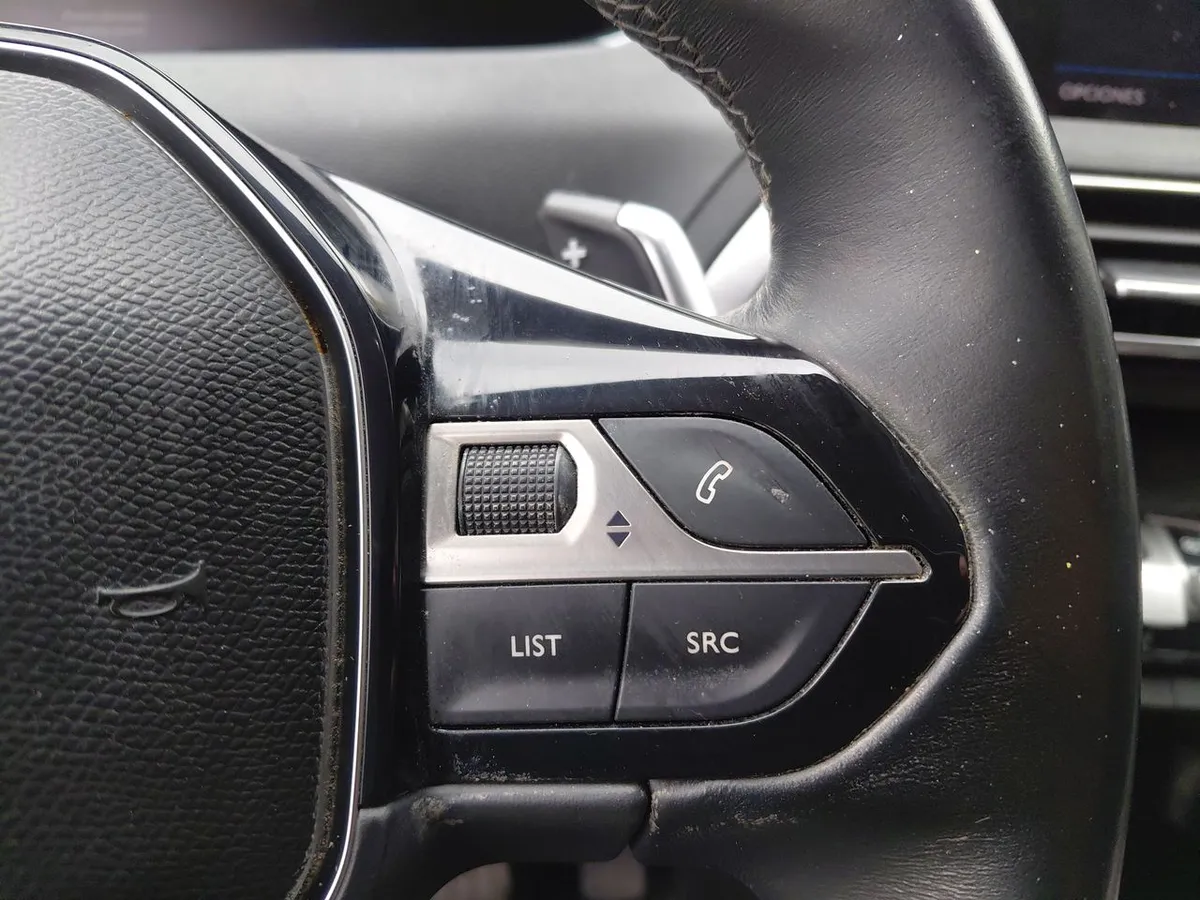Peugeot 3008 1.6 Allure Blue-Hdi Diesel 4x2 120hp Eat6 5p año 2018