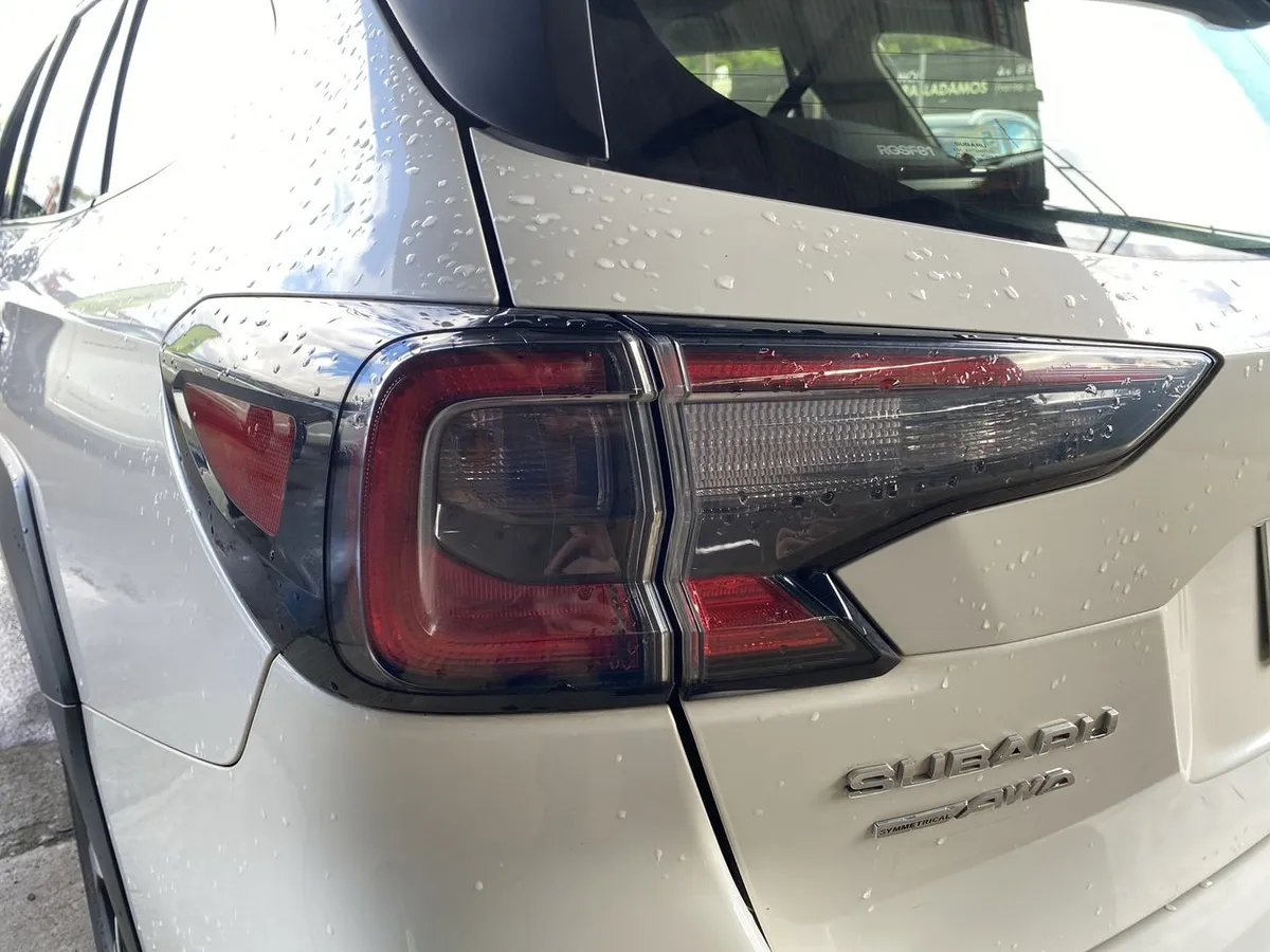 Subaru Outback 2.5i Touring Awd Cvt At 5p año 2022