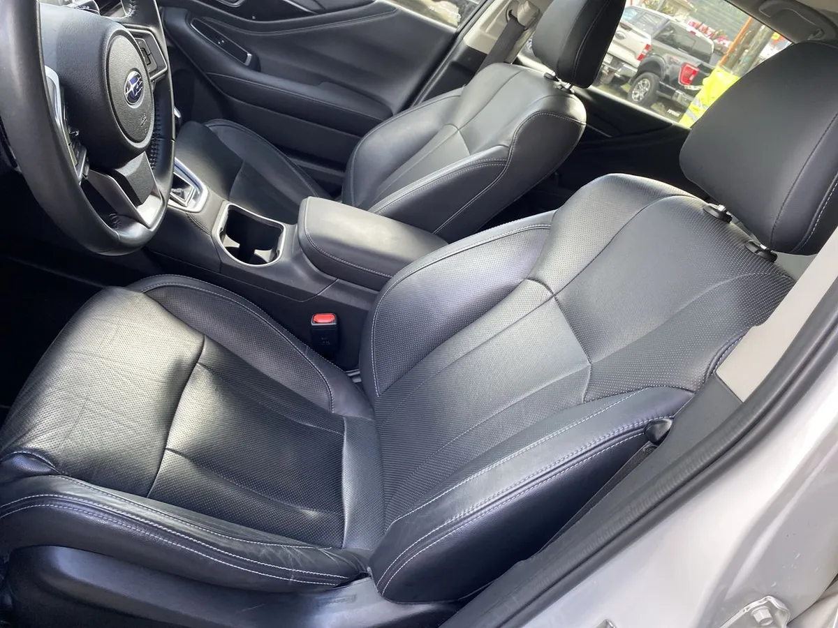 Subaru Outback 2.5i Touring Awd Cvt At 5p año 2022