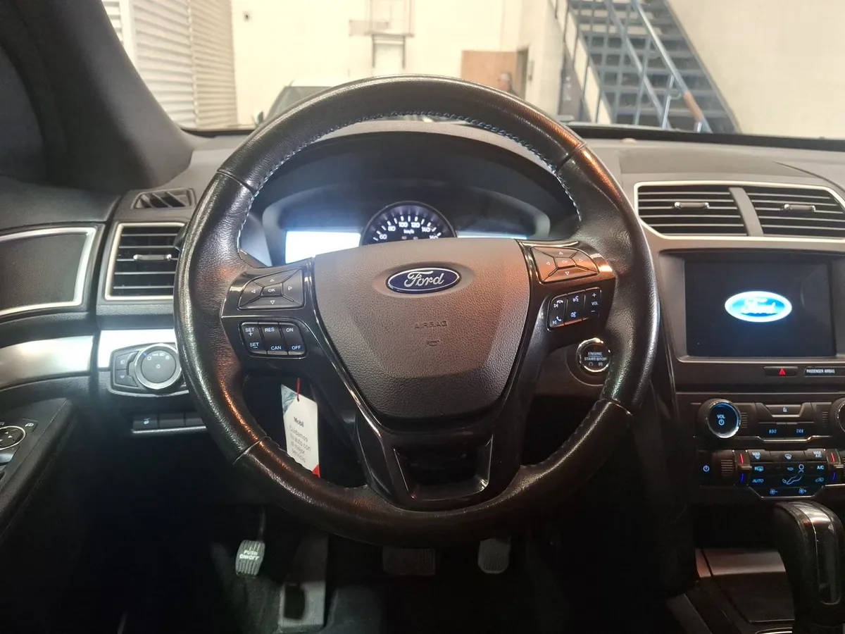 Ford Explorer 3.5 Xlt 4x2 3 Corridas At 5p año 2017