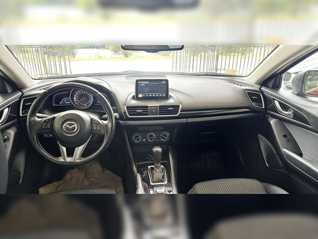 Mazda 3 Sport 3 Sport Hb 2.0 año 2016