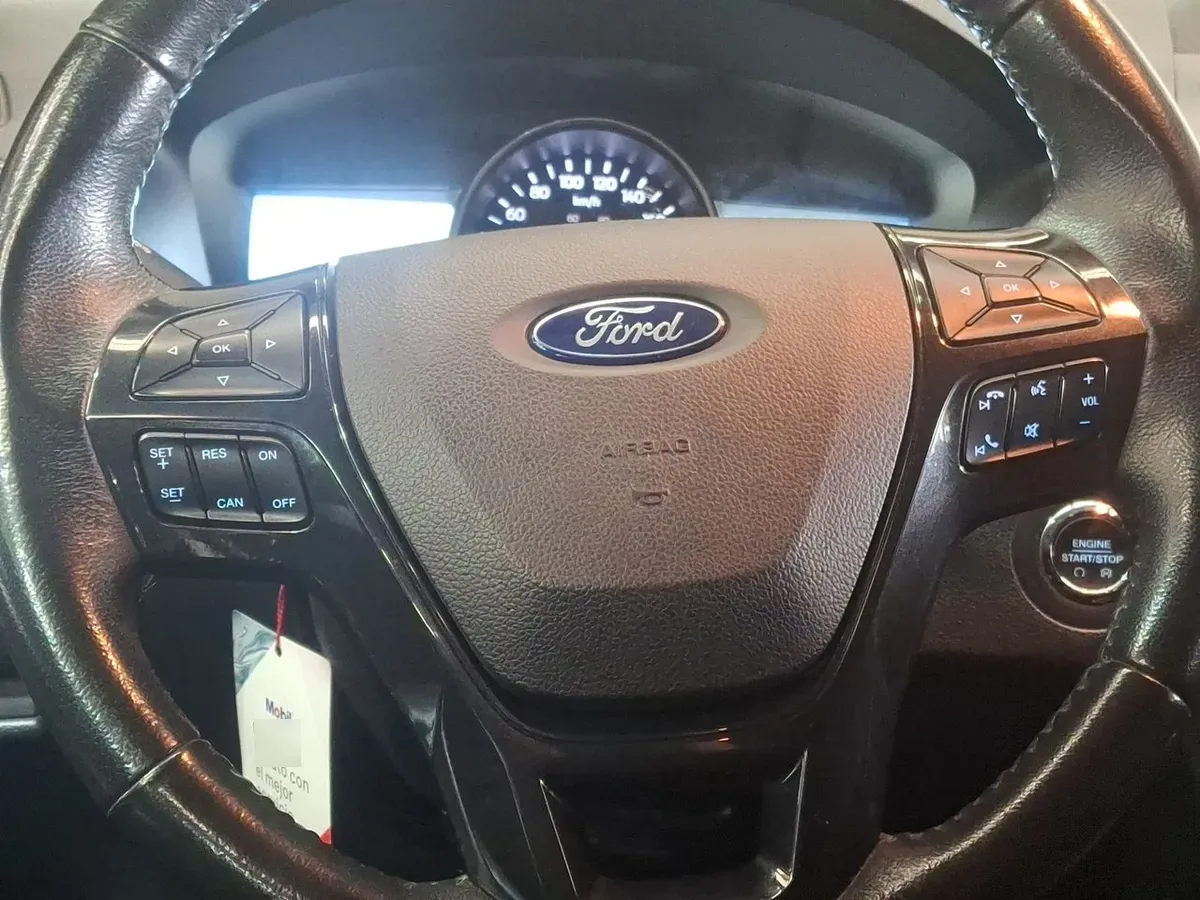 Ford Explorer 3.5 Xlt 4x2 3 Corridas At 5p año 2017