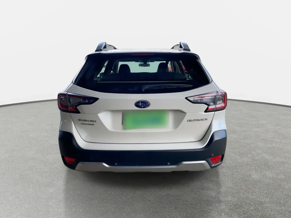 Subaru Outback 2.5i Touring Awd Cvt At 5p año 2022
