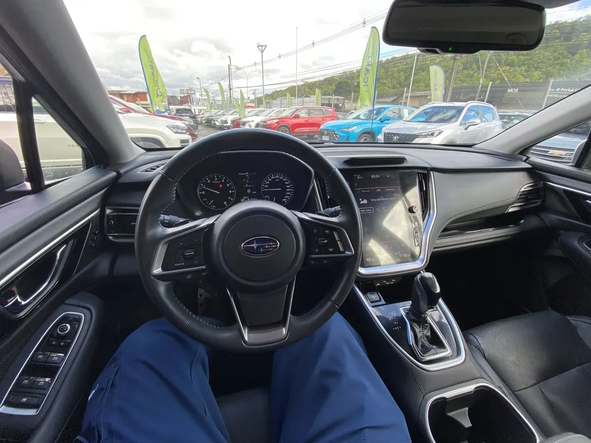 Subaru Outback 2.5i Touring Awd Cvt At 5p año 2022