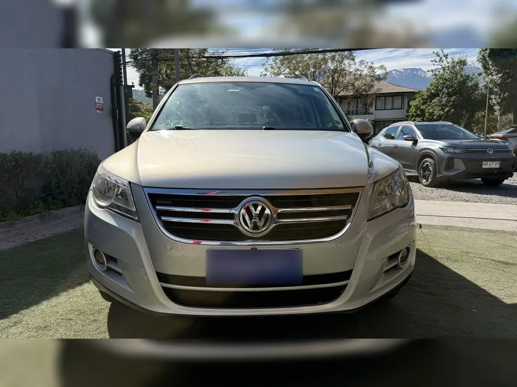 Volkswagen Tiguan 2.0 Full 4x4 At 5p año 2011