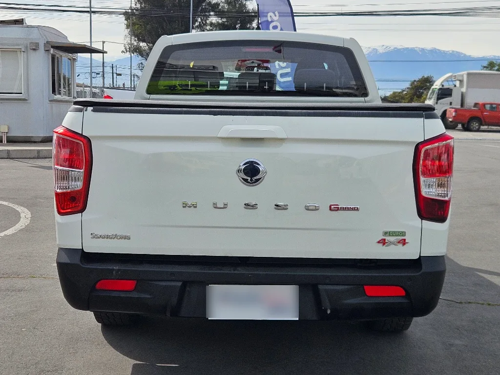 Ssangyong Grand Musso 4x4 2.2 año 2024