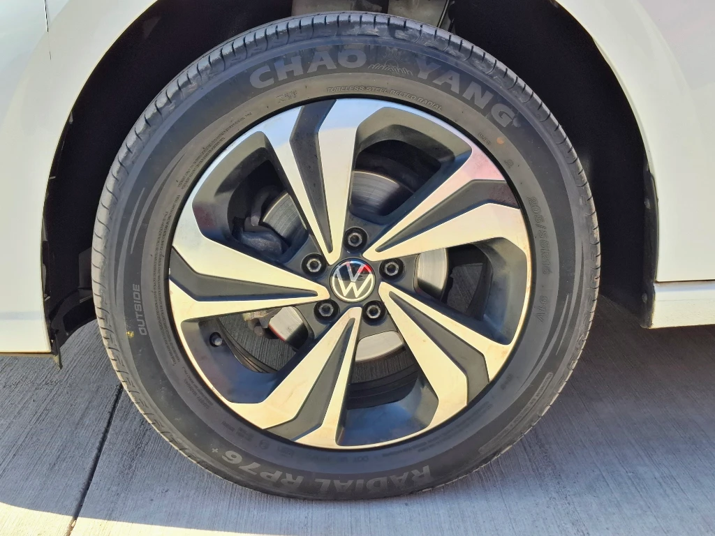 Volkswagen Virtus Virtus 1.0 At Comfortline año 2024