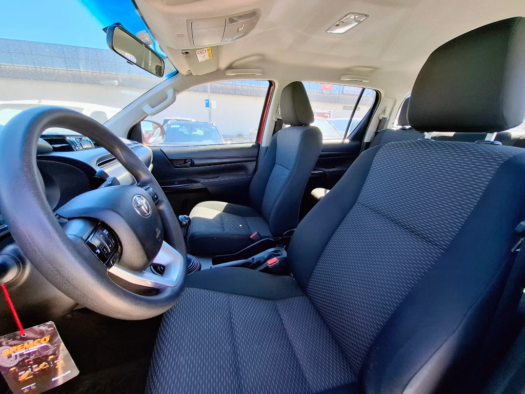 Toyota Hilux Hilux Dc 4x4 2.4 D Dx Mt año 2024