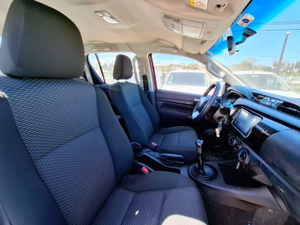Toyota Hilux Hilux Dc 4x4 2.4 D Dx Mt año 2024