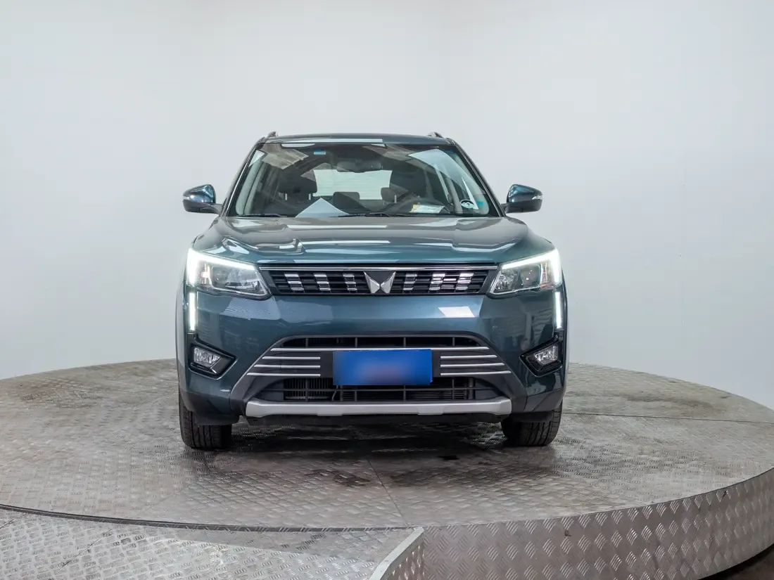 Mahindra Xuv300 1.2 Comfort Mt año 2024