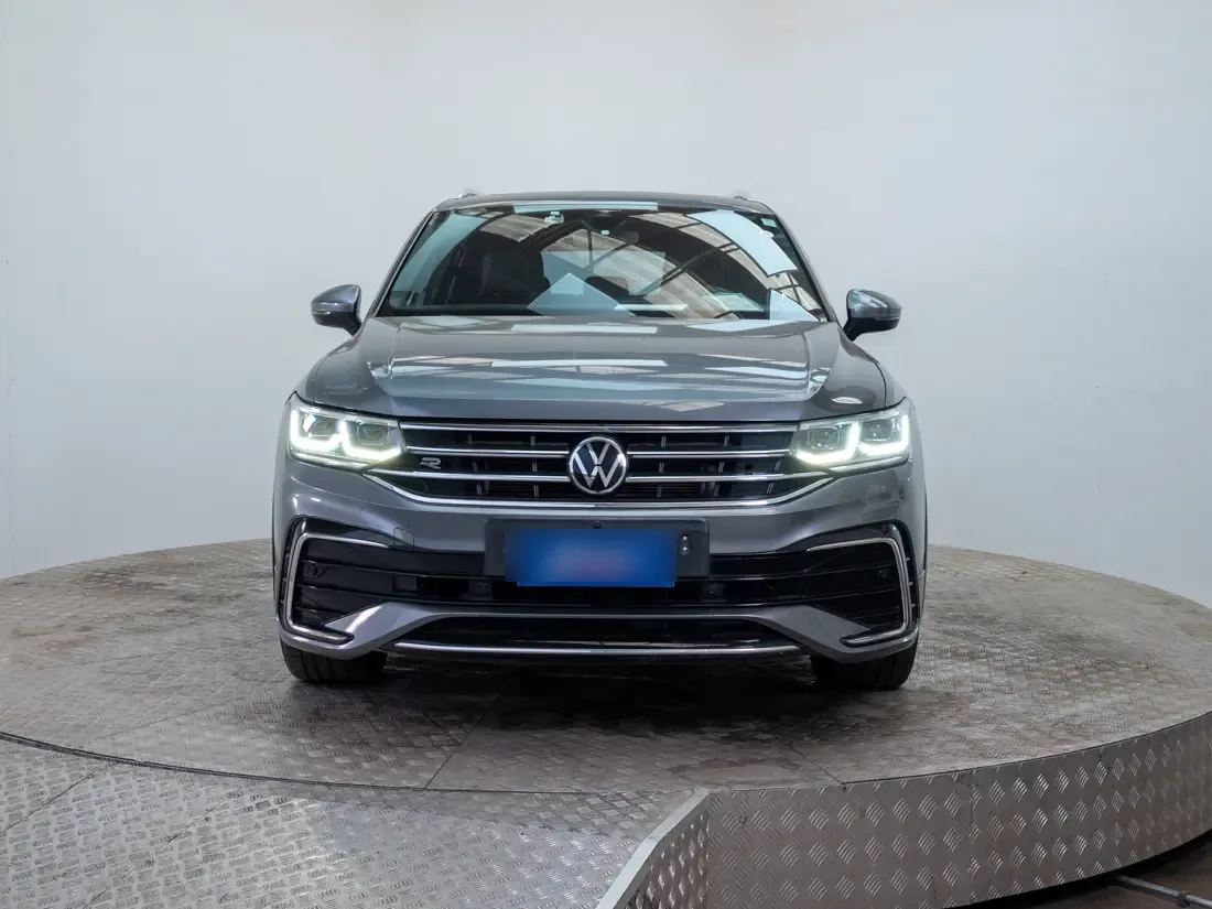 Volkswagen Tiguan 2.0 Tsi R-Line At 4x4 año 2023