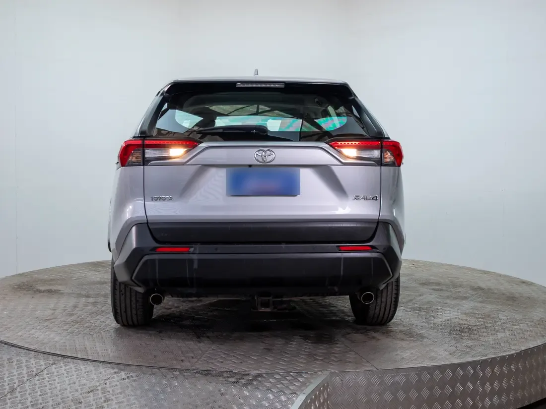 Toyota Rav 4 Rav 4 2.0 Le At año 2020
