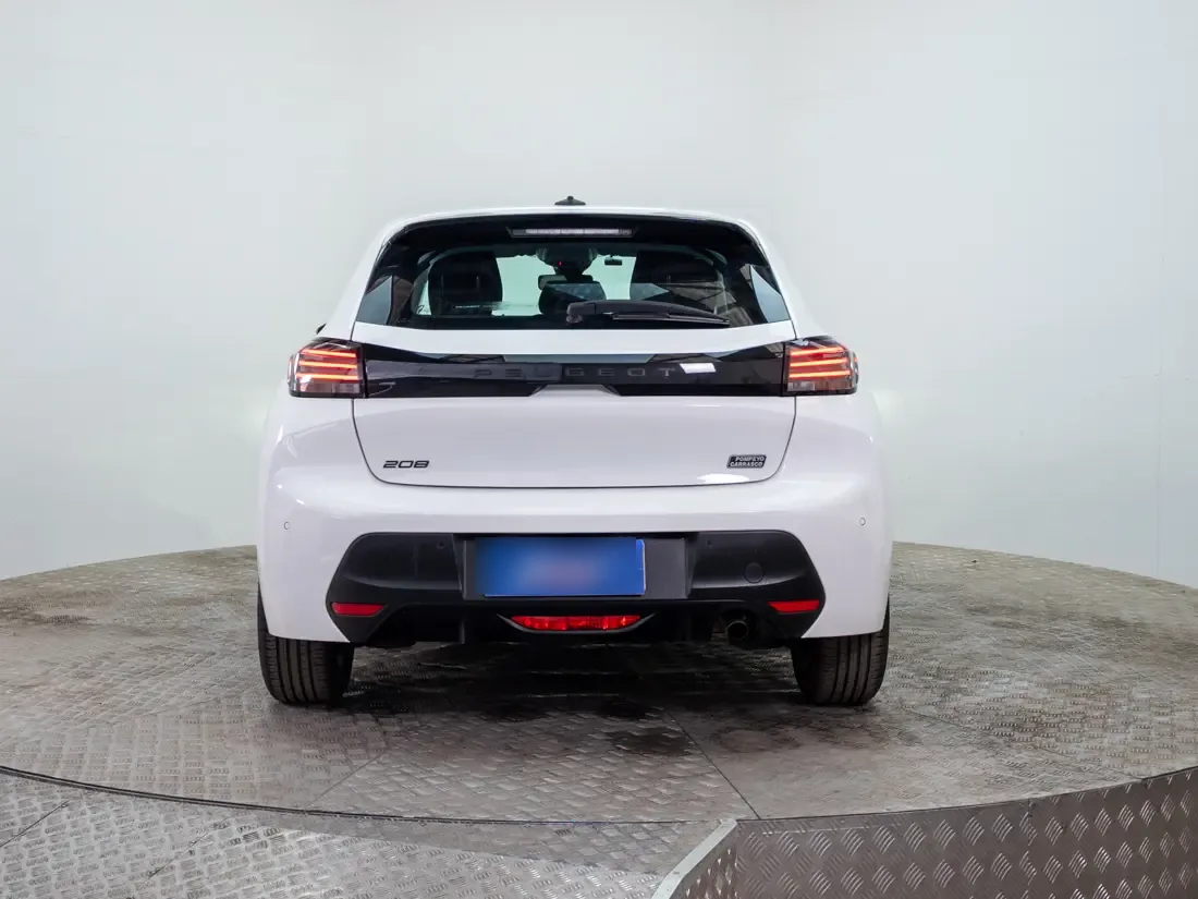 Peugeot 208 Mca Active Gasolina 100hp Mt año 2026