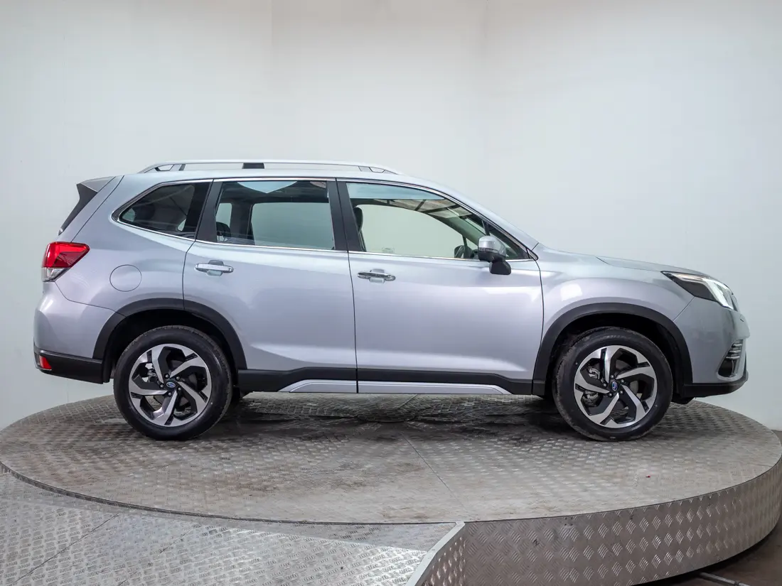 Subaru All New Forester 2.5 Awd Limited Eyesight Gardx At 4x4 año 2023