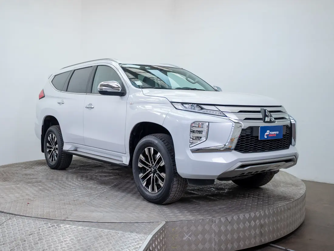 Mitsubishi Montero Sport 3.0 At 4x2 año 2024