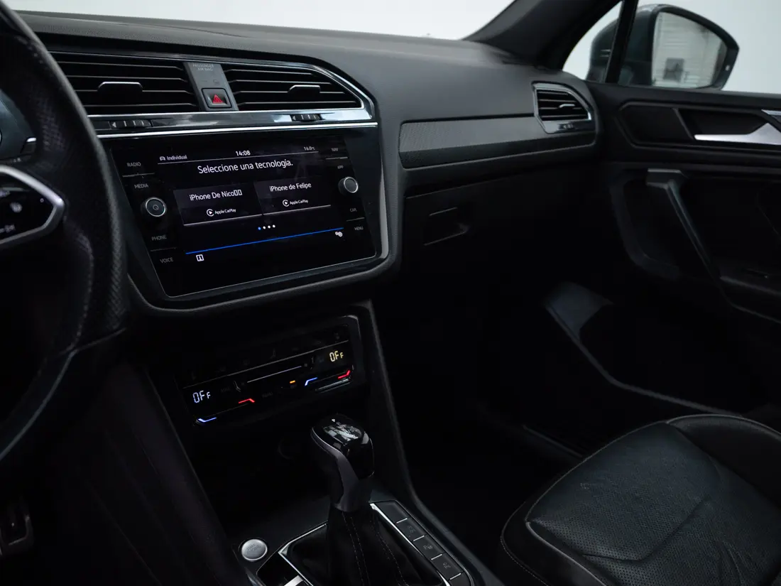 Volkswagen Tiguan 2.0 Tsi R-Line At 4x4 año 2023