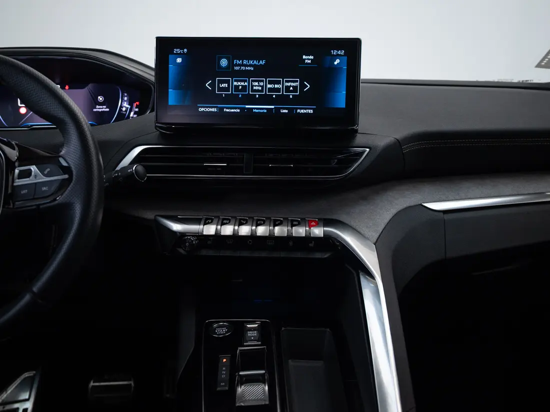 Peugeot 3008 1.6 Gt Puretech 180 At año 2024