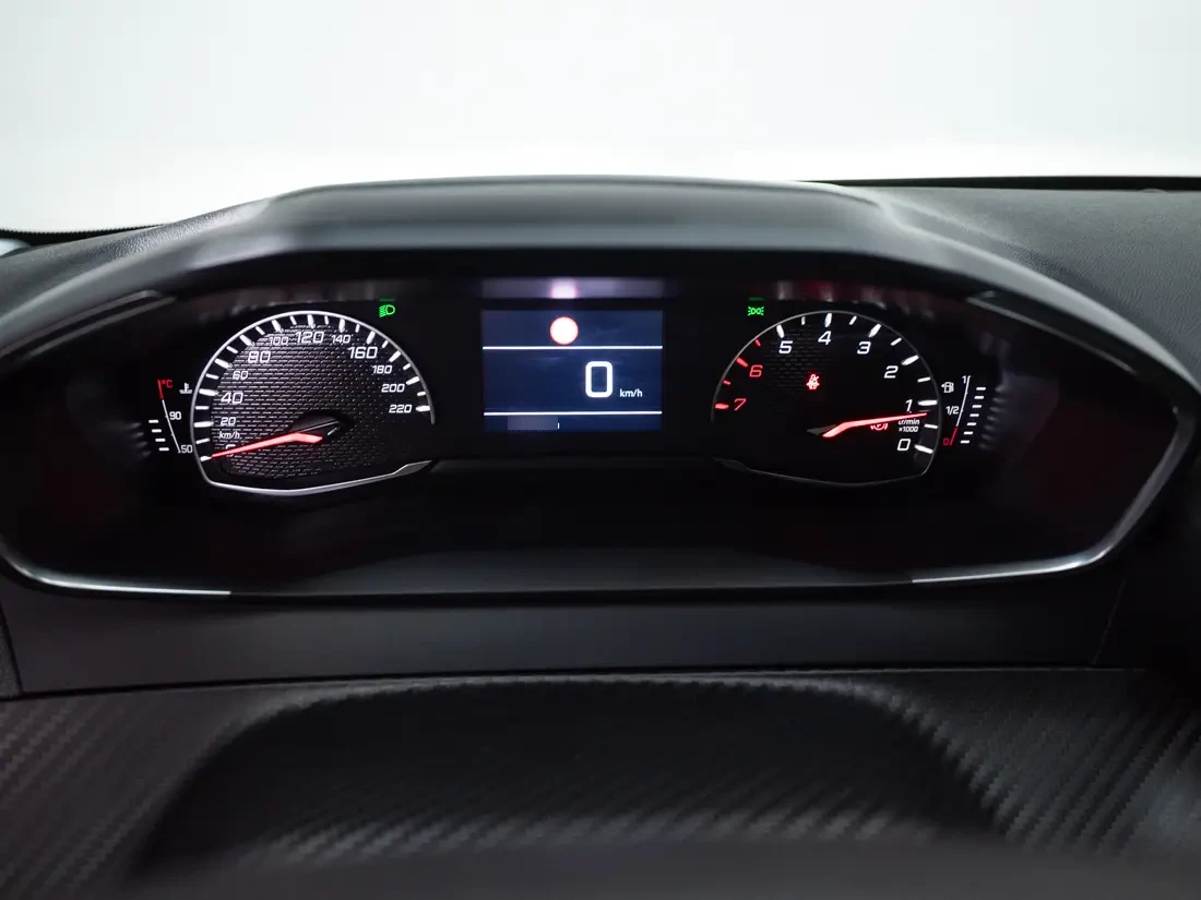 Peugeot 208 Mca Active Gasolina 100hp Mt año 2026