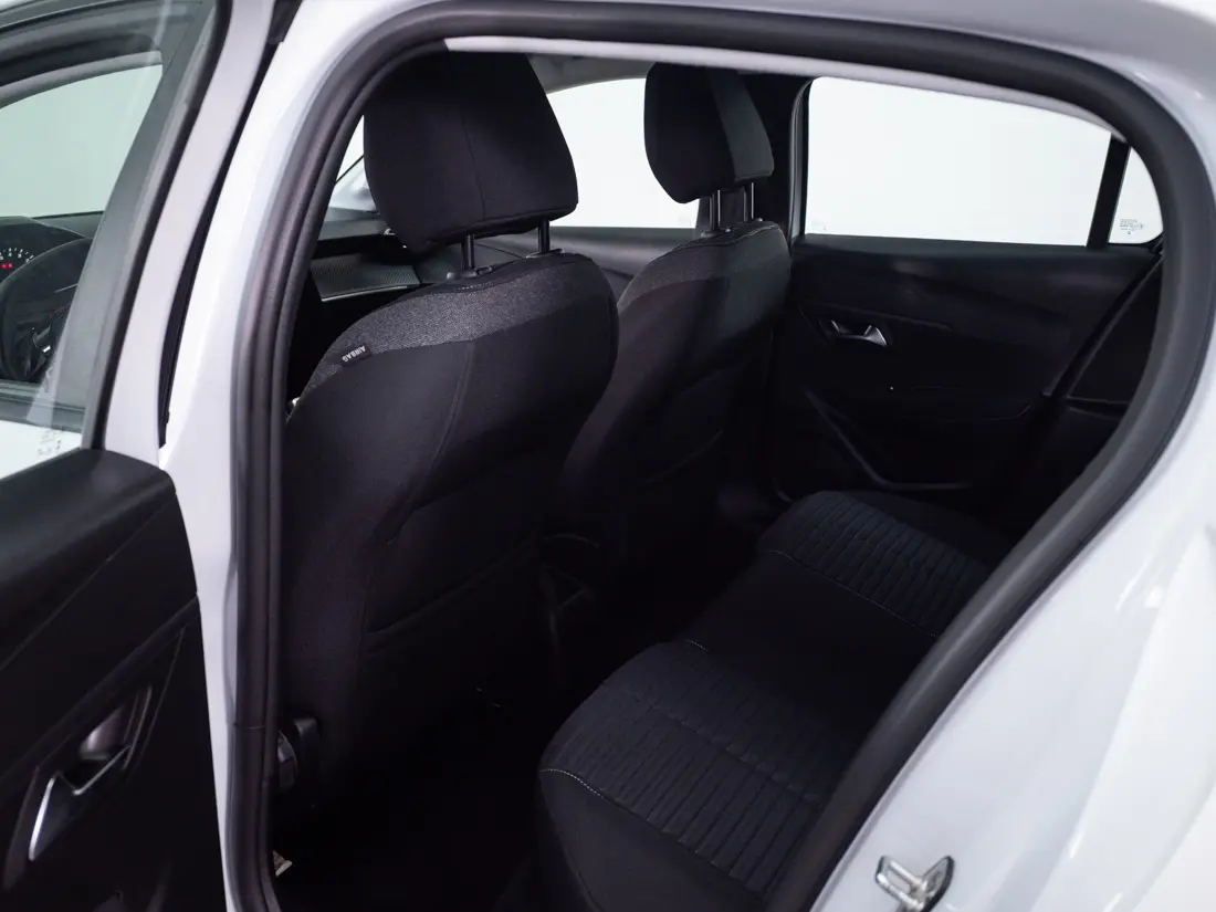 Peugeot 208 Mca Active Gasolina 100hp Mt año 2026