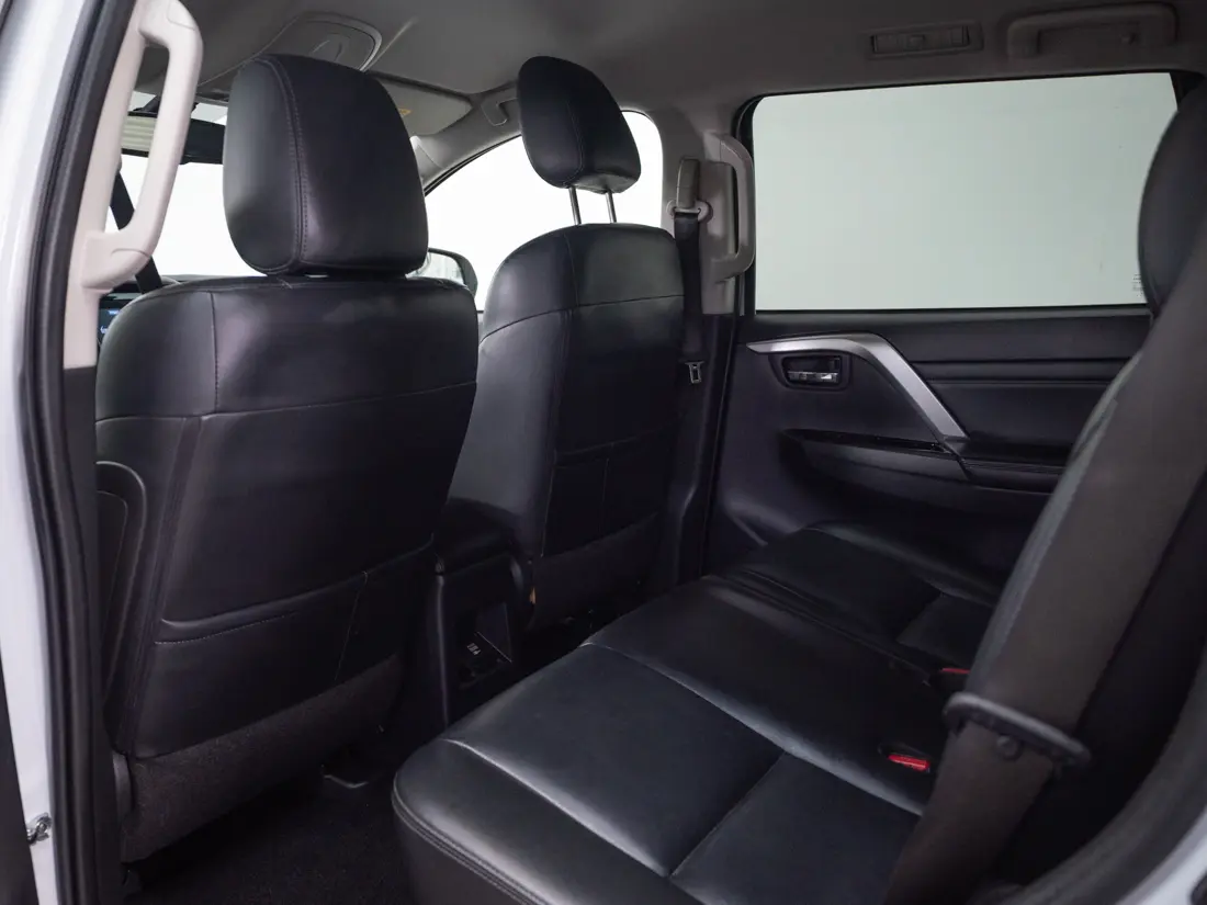 Mitsubishi Montero Sport 3.0 At 4x2 año 2024