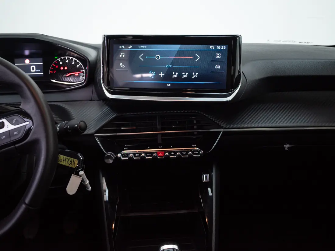 Peugeot 208 Mca Active Gasolina 100hp Mt año 2026