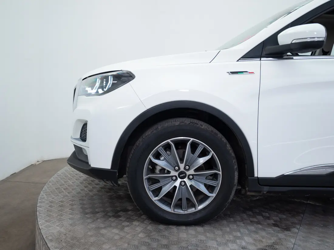 SWM G05 G05 1.5 Pro Luxury Mt año 2024