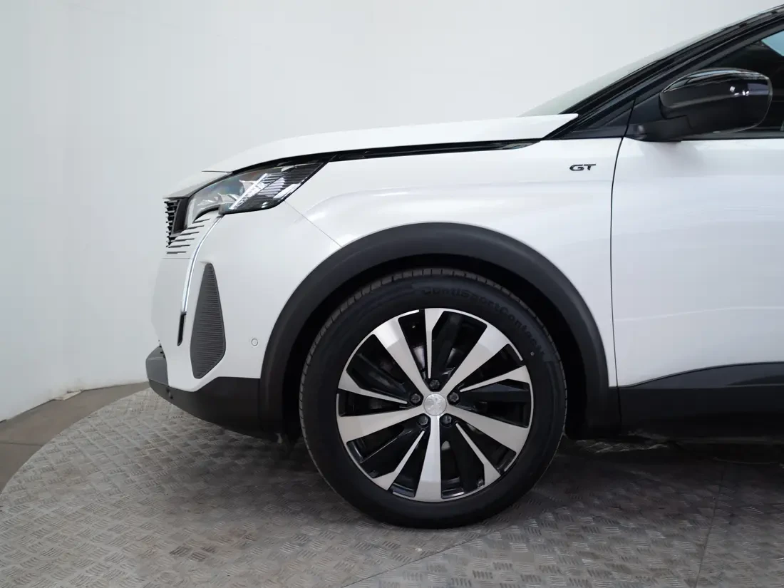 Peugeot 3008 1.6 Gt Puretech 180 At año 2024