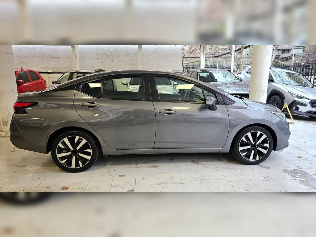 Nissan Versa Cvt 1.6 año 2022