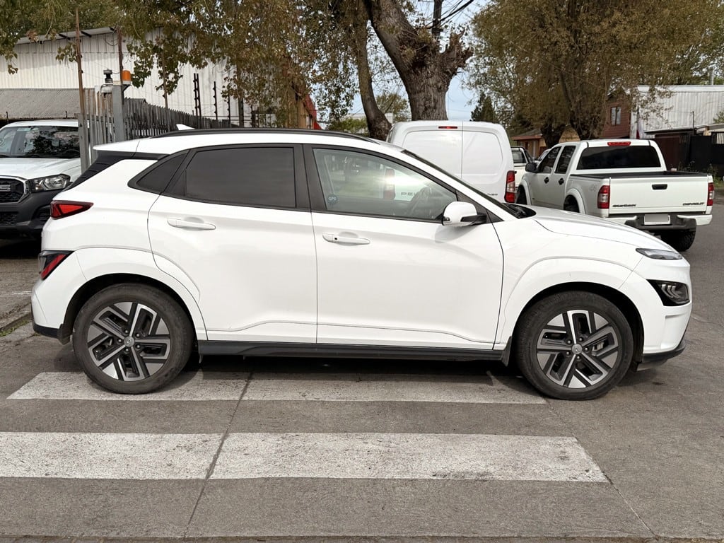 Hyundai Kona Os Aut año 2023