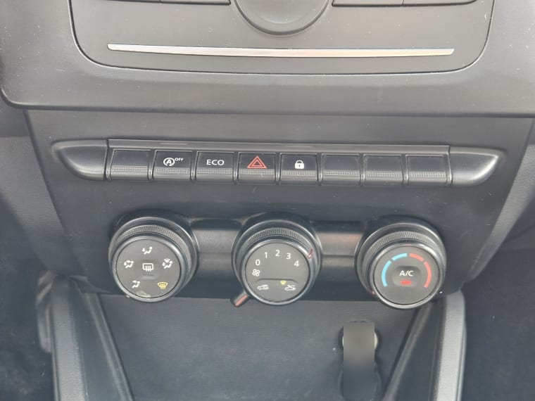 Renault Duster Life Mt 1.6 año 2022