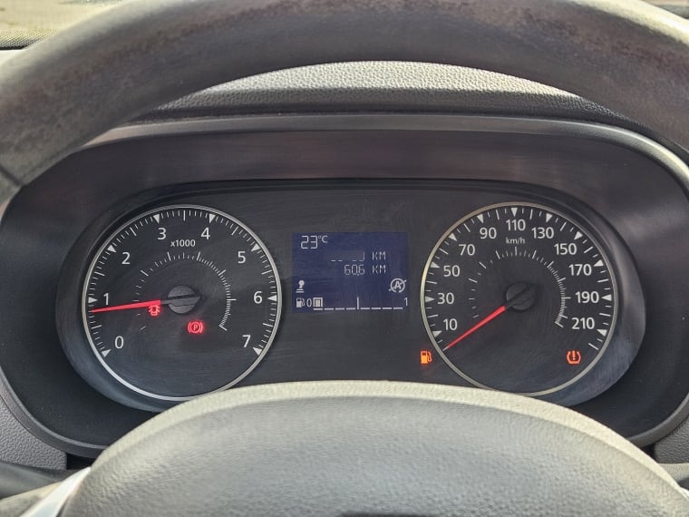Renault Duster Life Mt 1.6 año 2022