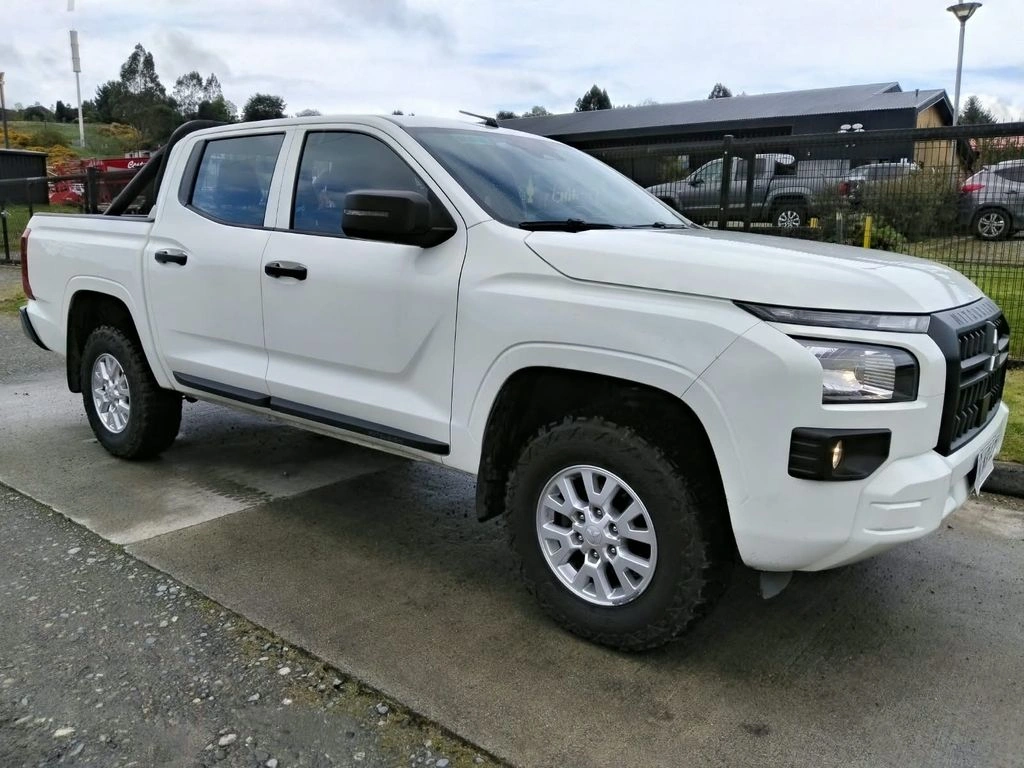 Mitsubishi L200 Katana Xrt año 2024
