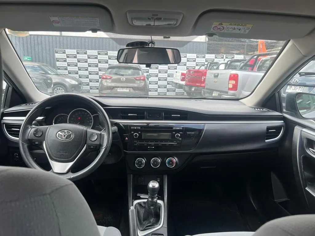 Toyota Corolla Gl 1.8 año 2016