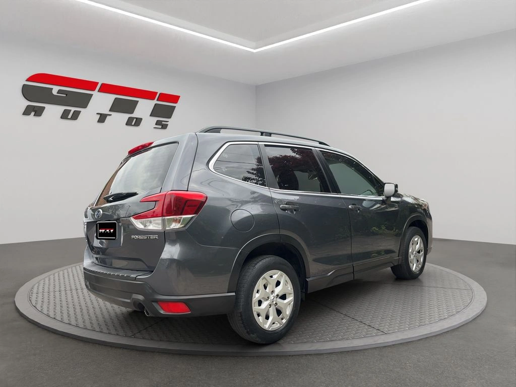Subaru Forester 2.0i X Awd At 5p año 2021